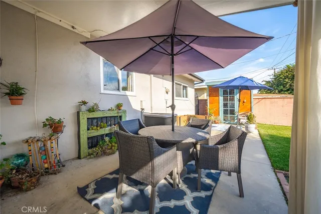 $1,190,000 | 6110 East Walton Street, Long Beach, CA 90815