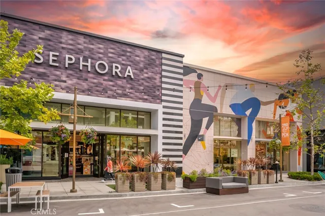 $1,190,000 | 6110 East Walton Street, Long Beach, CA 90815