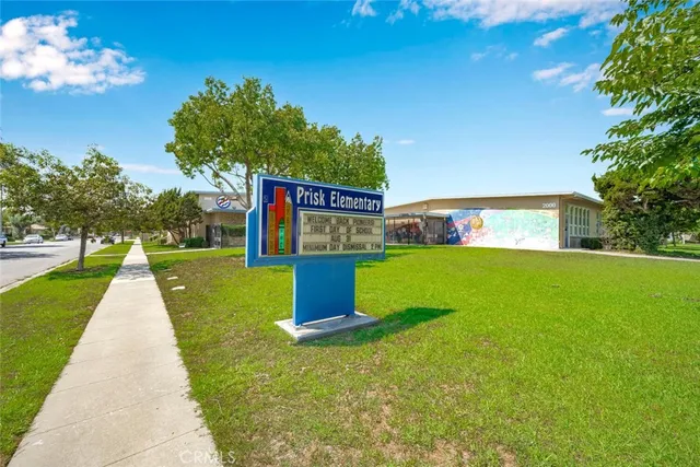 $1,190,000 | 6110 East Walton Street, Long Beach, CA 90815