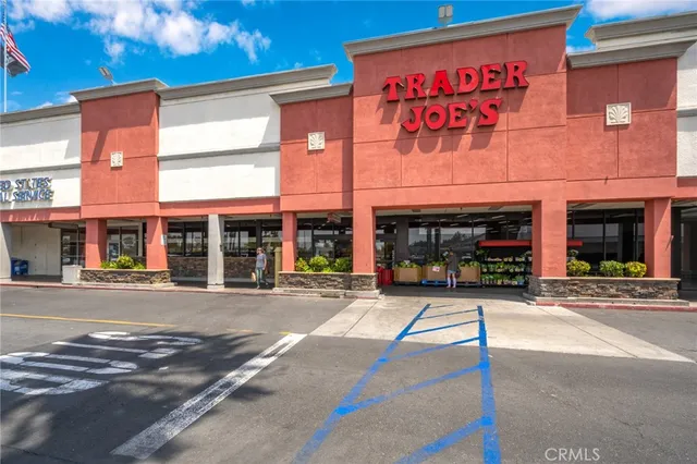 $1,190,000 | 6110 East Walton Street, Long Beach, CA 90815