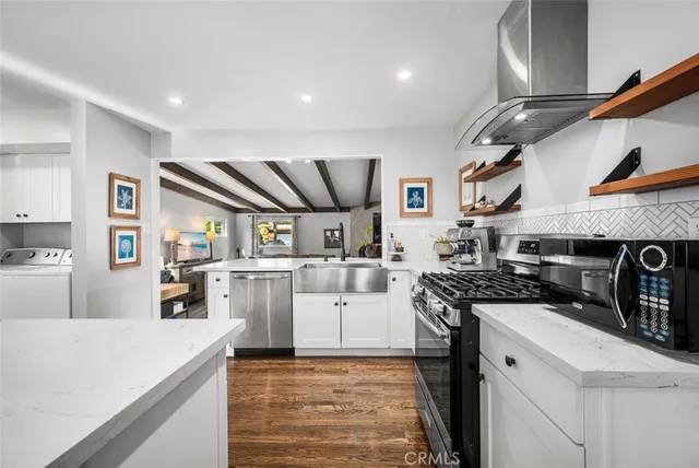 $1,190,000 | 6110 East Walton Street, Long Beach, CA 90815