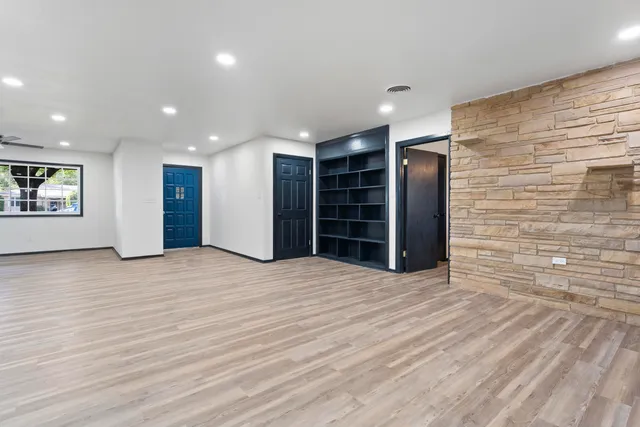 $295,000 | 6013 Oxford Avenue, Lubbock, TX 79413