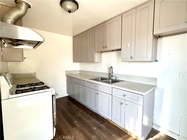 $2,200 | 2288 South Gardena Street, San Bernardino, CA 92408