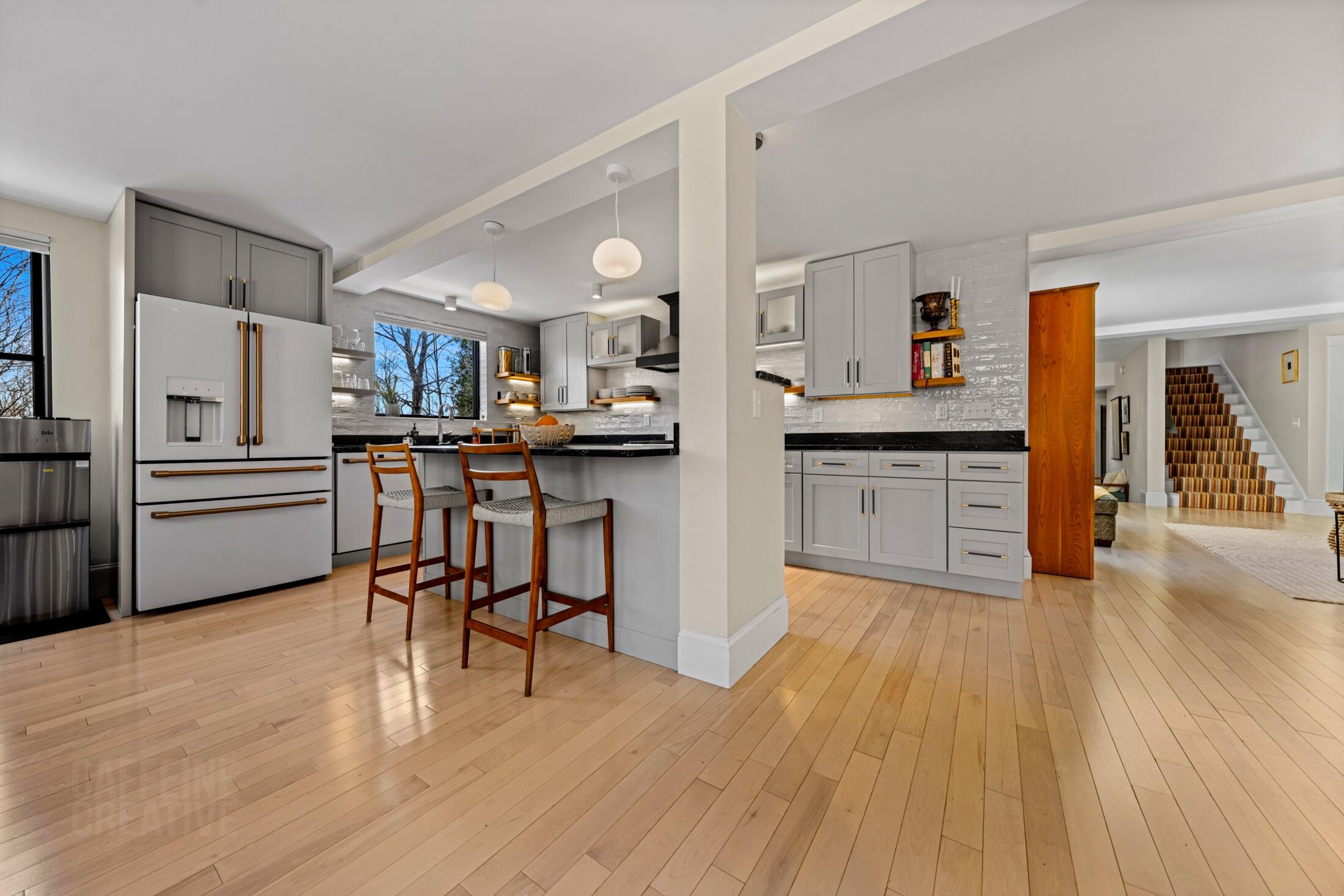 18 Greely Road Cumberland, ME 04021 - Photo 18 of 54 Dining/Kitchen