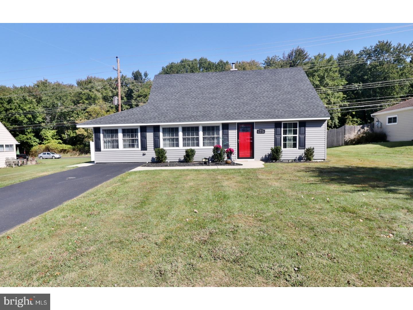58 Quickset Road Levittown, PA 19057 - Photo 1 of 17 Front Yard