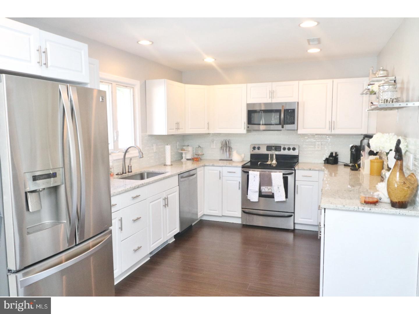 58 Quickset Road Levittown, PA 19057 - Photo 5 of 17 Kitchen