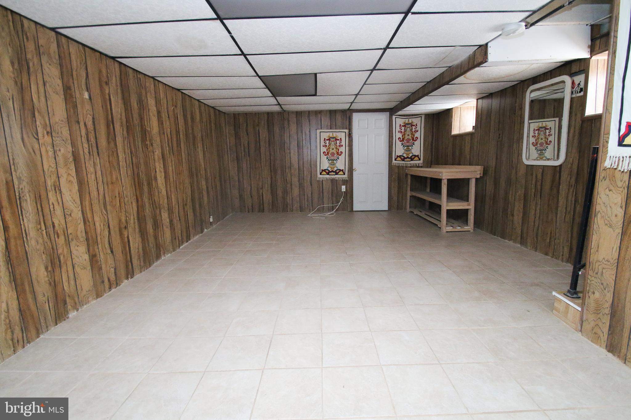 138 Heather Road Upper Darby, PA 19082 - Photo 26 of 29