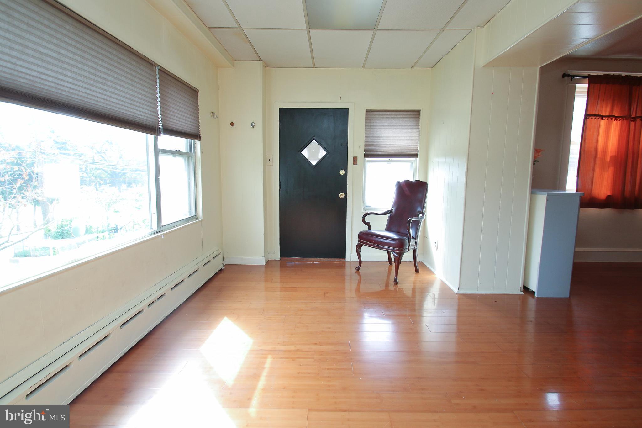 138 Heather Road Upper Darby, PA 19082 - Photo 4 of 29 Front Entrance