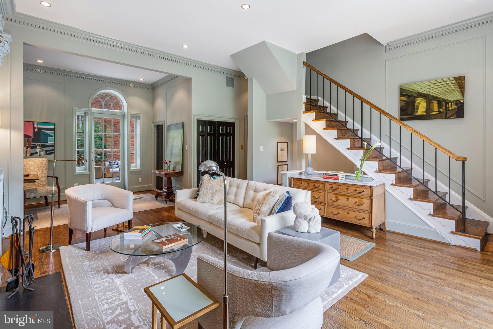 2103 R Street Northwest Washington, DC 20008 - Photo 11 of 36 Living Room