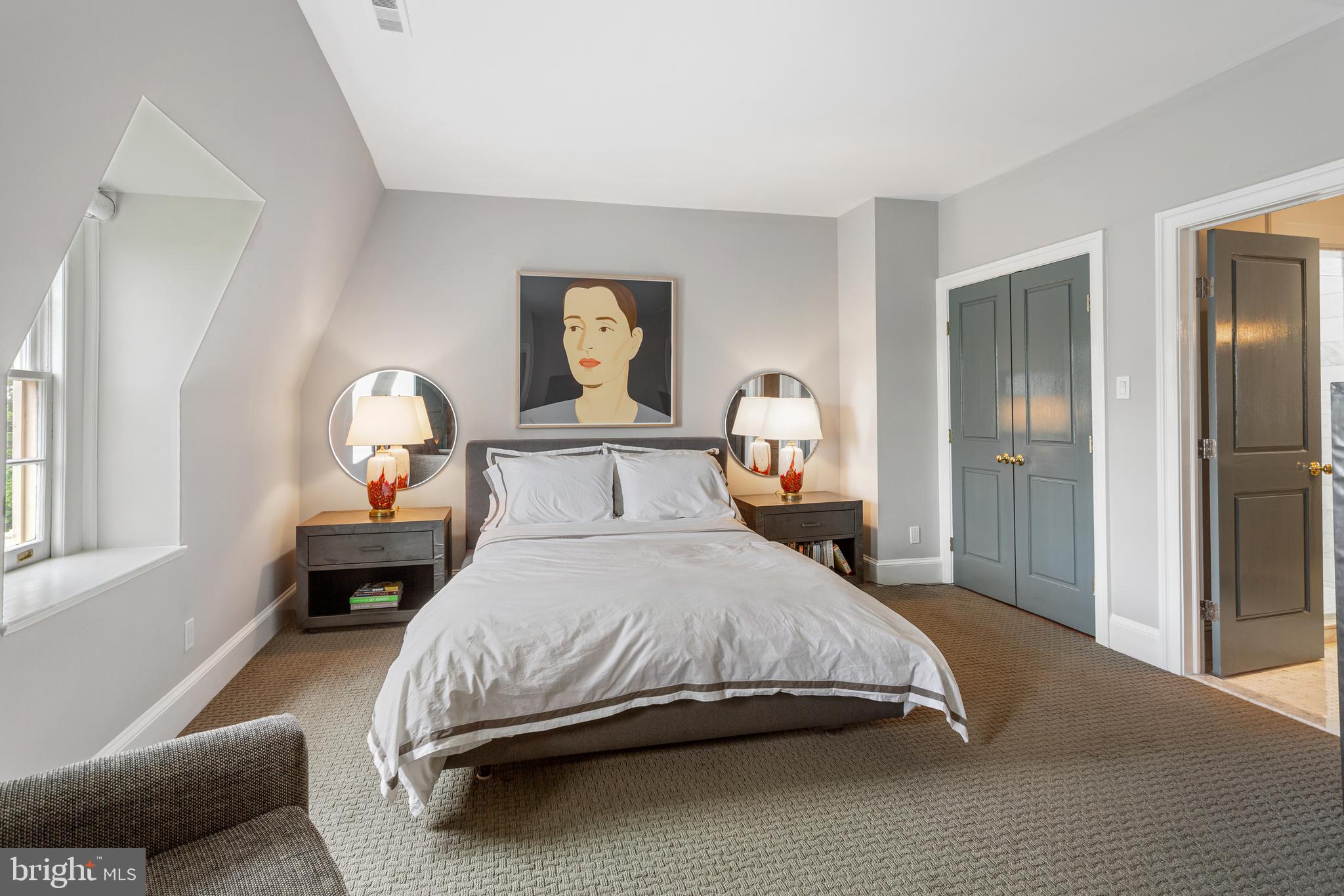 2103 R Street Northwest Washington, DC 20008 - Photo 23 of 36 Owner's Suite