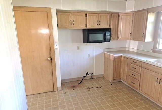 907 Polk Street Streator, IL 61364 - Photo 5 of 10