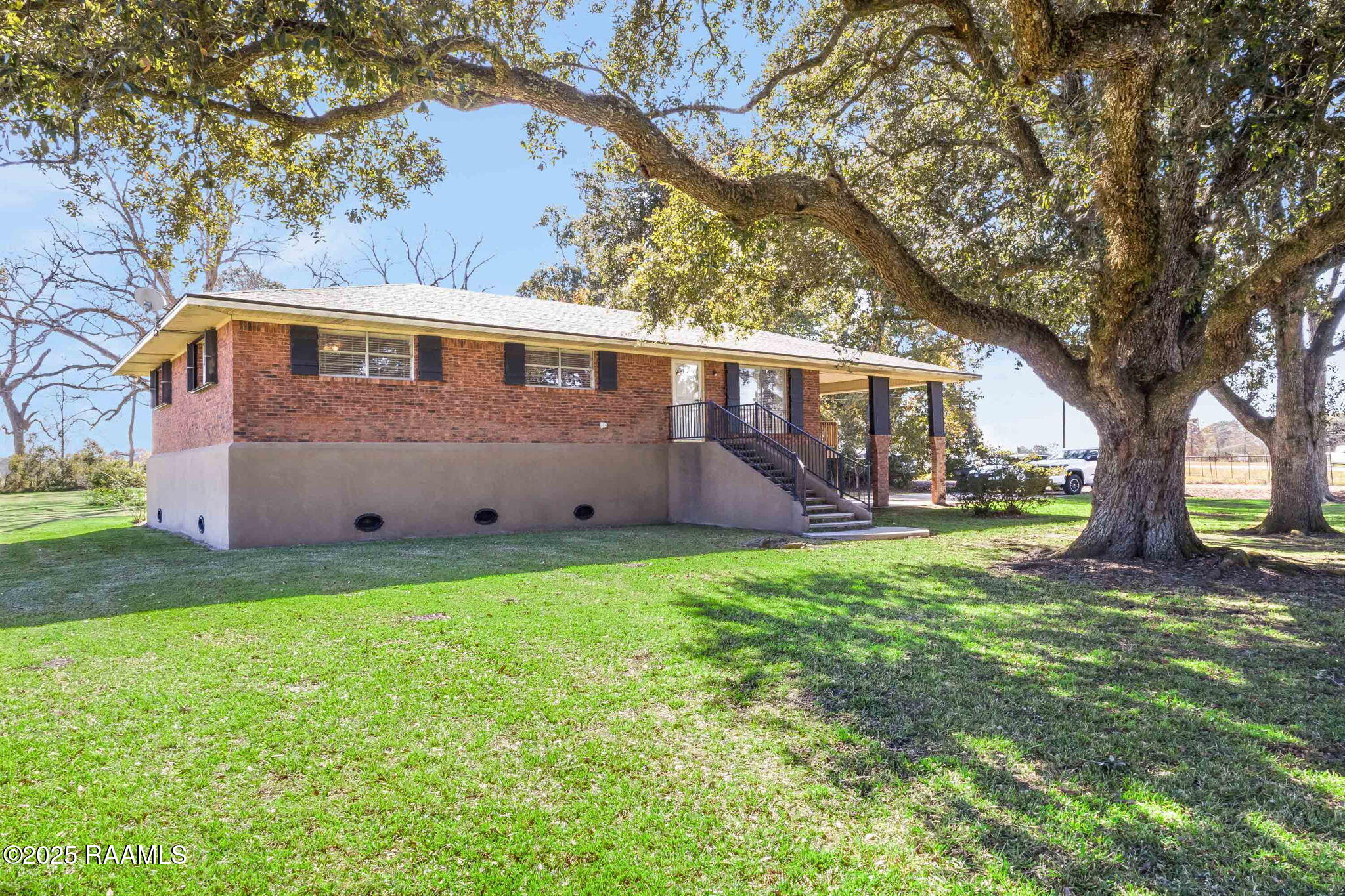 23-web-or-mls-6317 LA-14-18