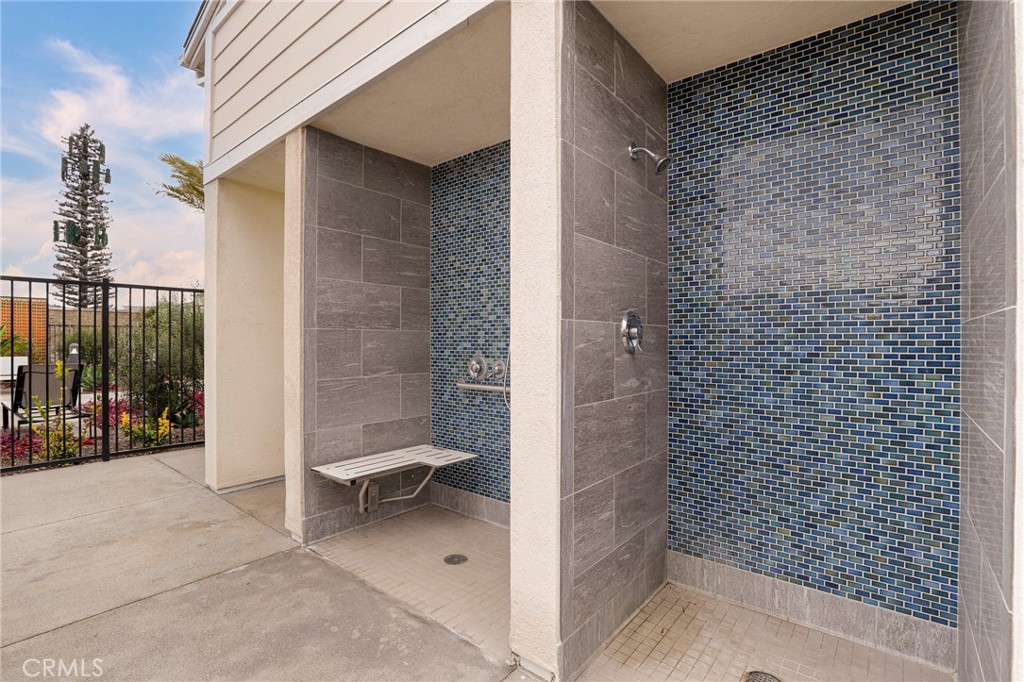 1380 Vigilant Carson, CA 90746 - Photo 34 of 43 a view of bathroom with shower