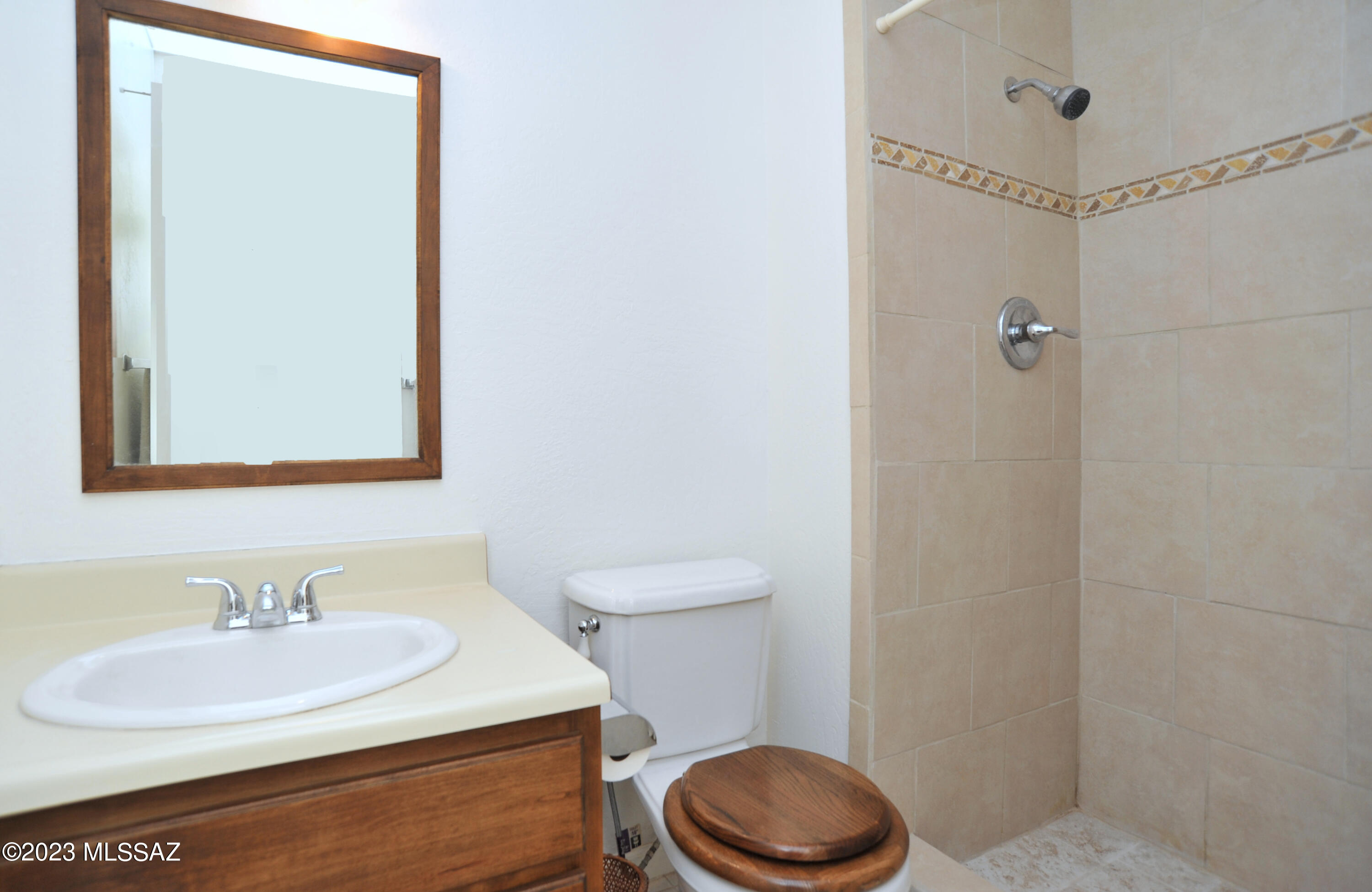 3750 North Country Club Road, Unit 24 Tucson, AZ 85716 - Photo 31 of 36
