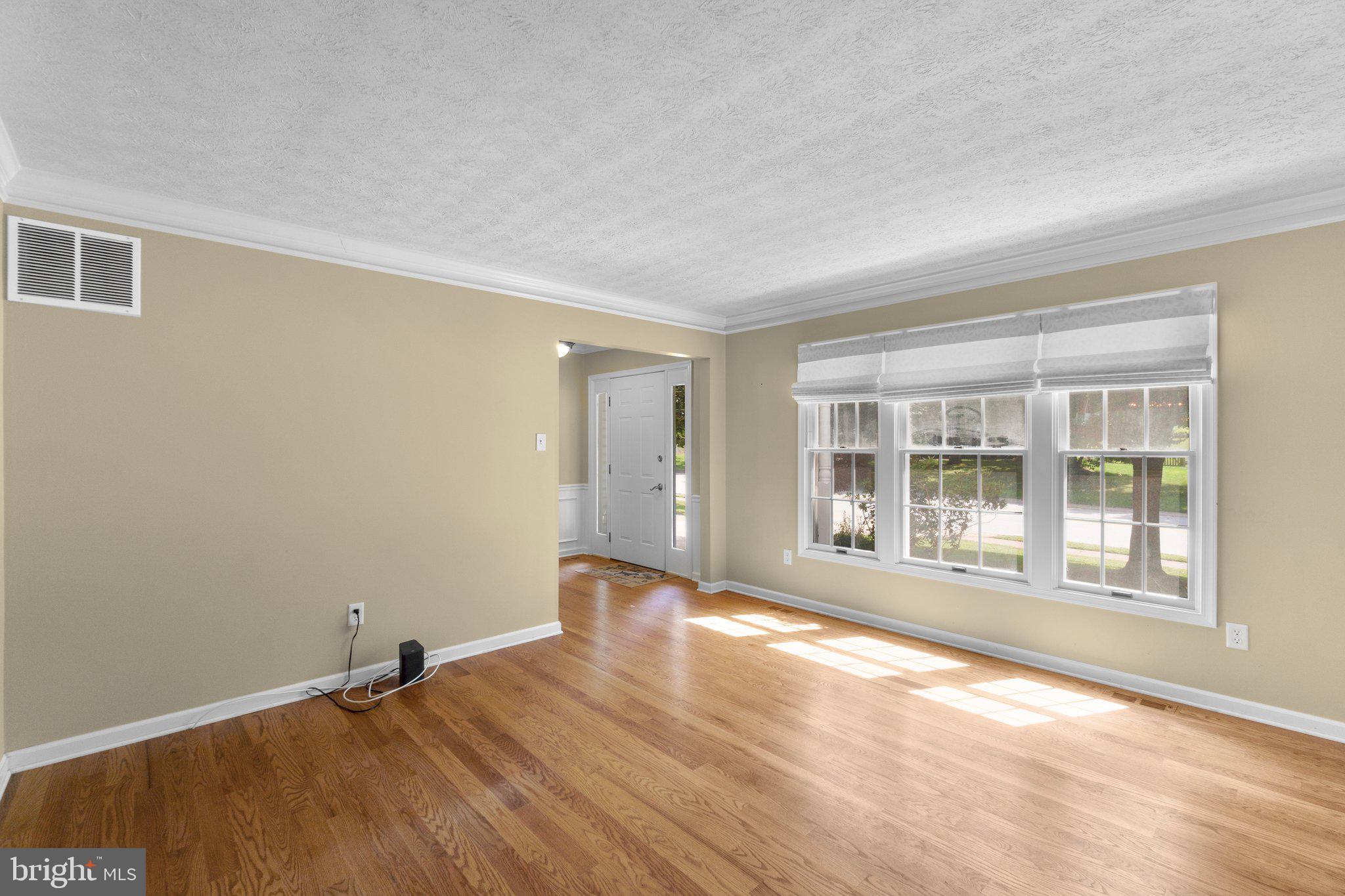 1078 Long Valley Road Westminster, MD 21158 - Photo 4 of 54 Gallery Image 4