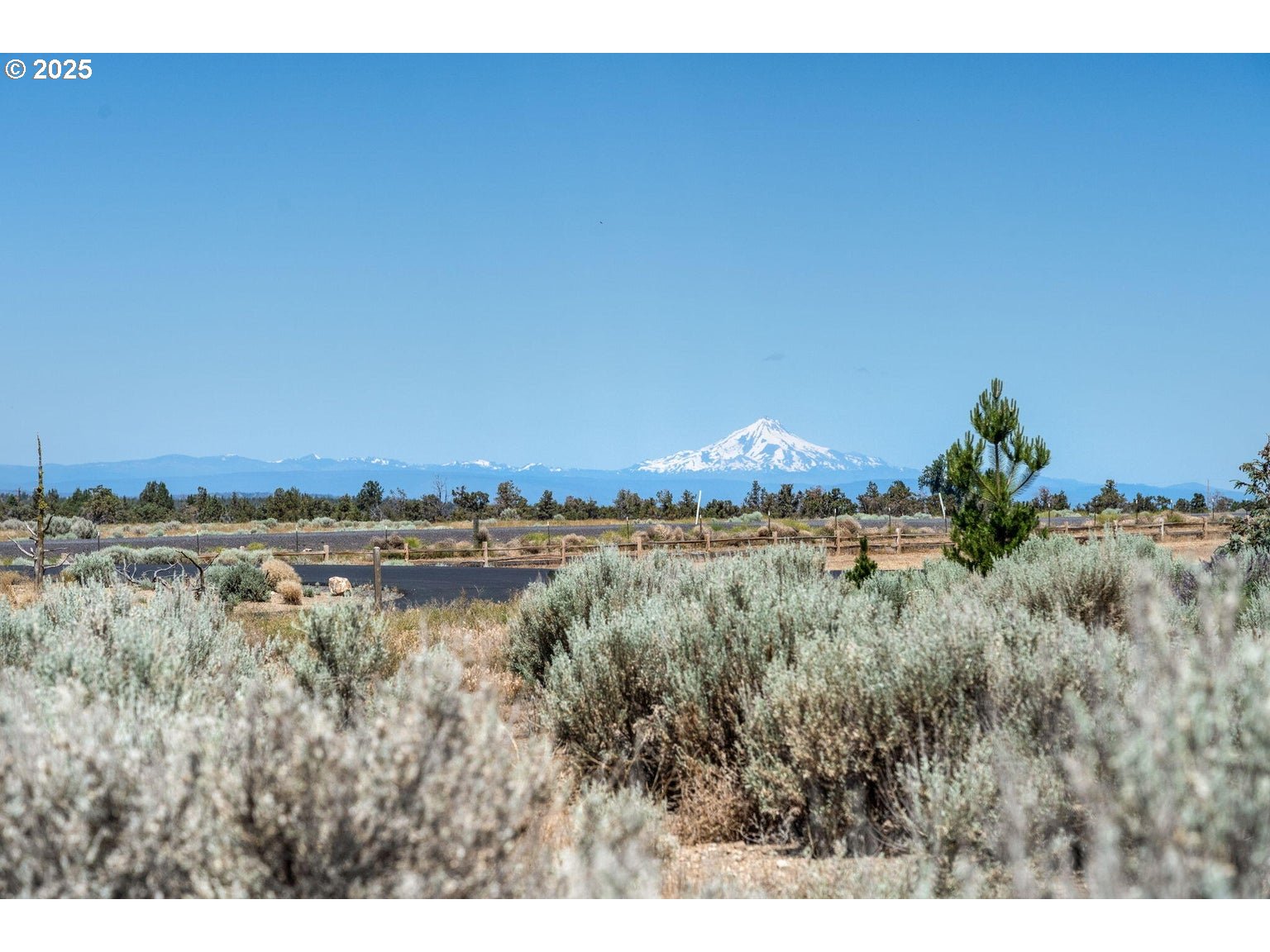 0 Southwest Brasada Rnch Road, Unit 649 Powell Butte, OR 97753 - Photo 6 of 32 a view of lake and mountain