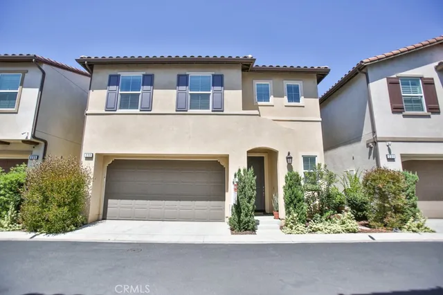 $950,000 | 233 East 47th Street, Long Beach, CA 90805