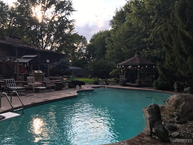 9244 Valley Stream Road Clarence, NY 14031 - Photo 37 of 42