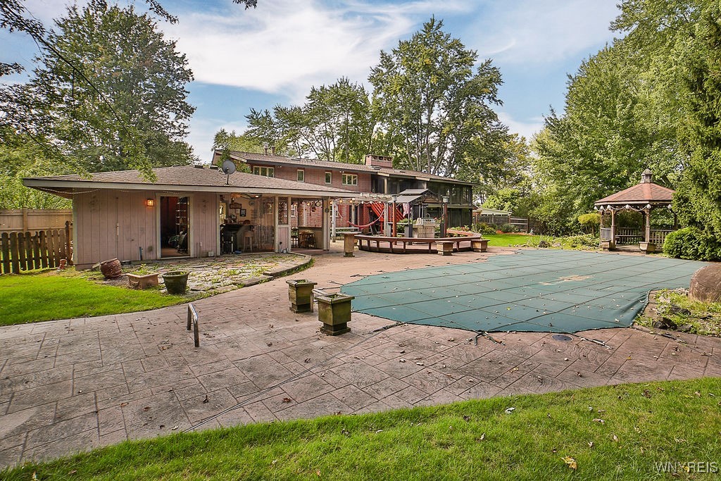 9244 Valley Stream Road Clarence, NY 14031 - Photo 38 of 42