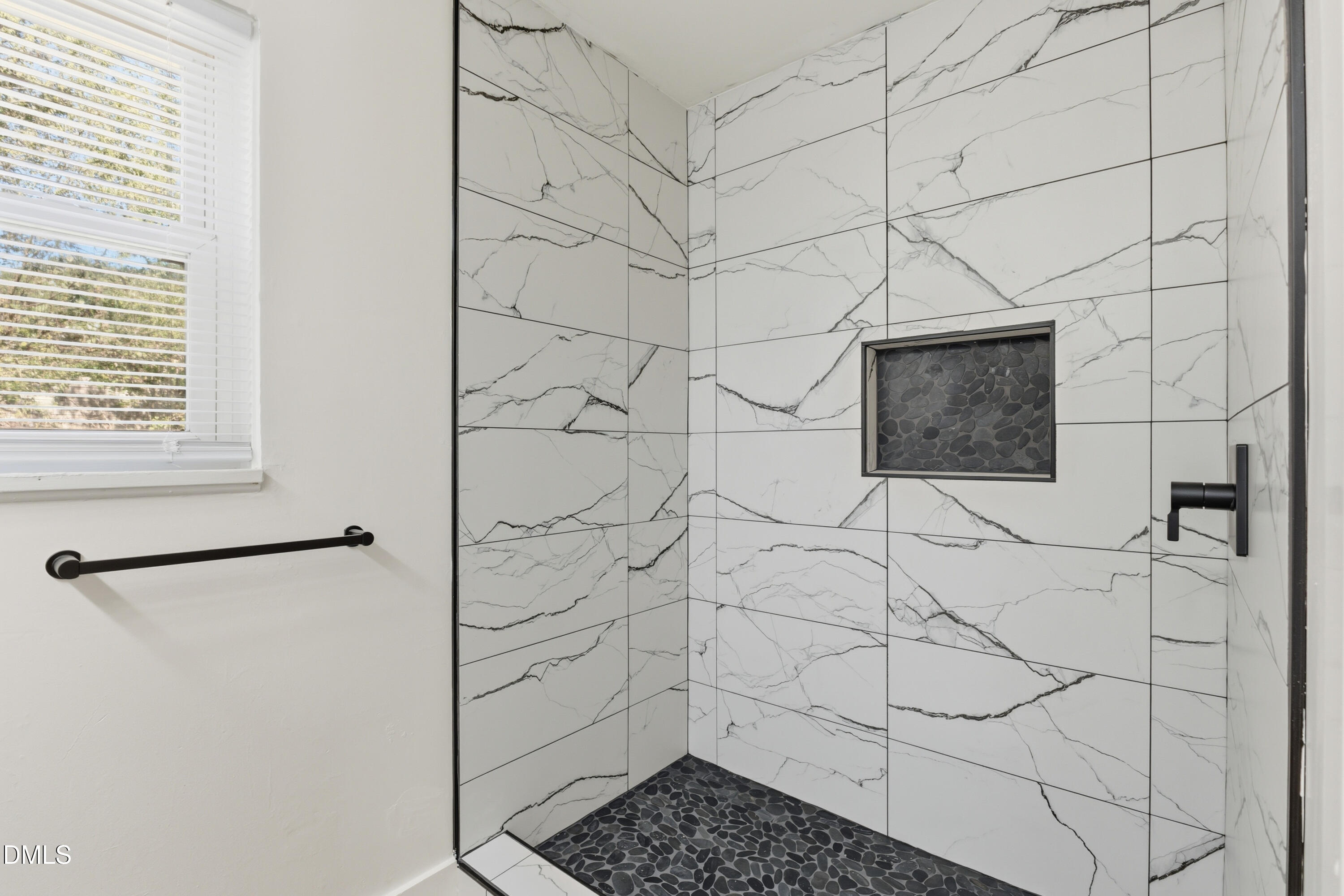 413 Solar Drive Raleigh, NC 27610 - Photo 12 of 31 CY1A4696