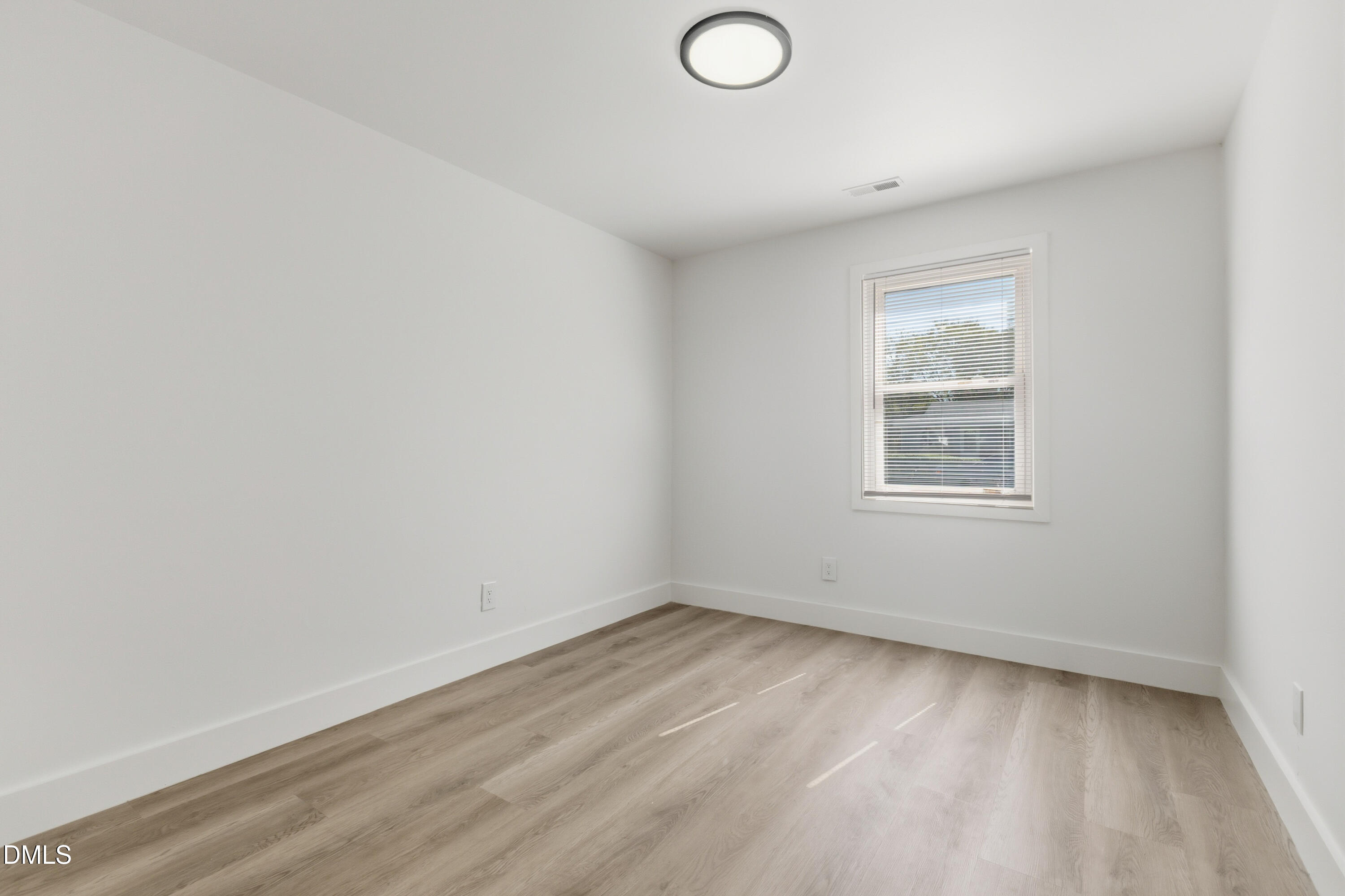 413 Solar Drive Raleigh, NC 27610 - Photo 16 of 31 CY1A4716