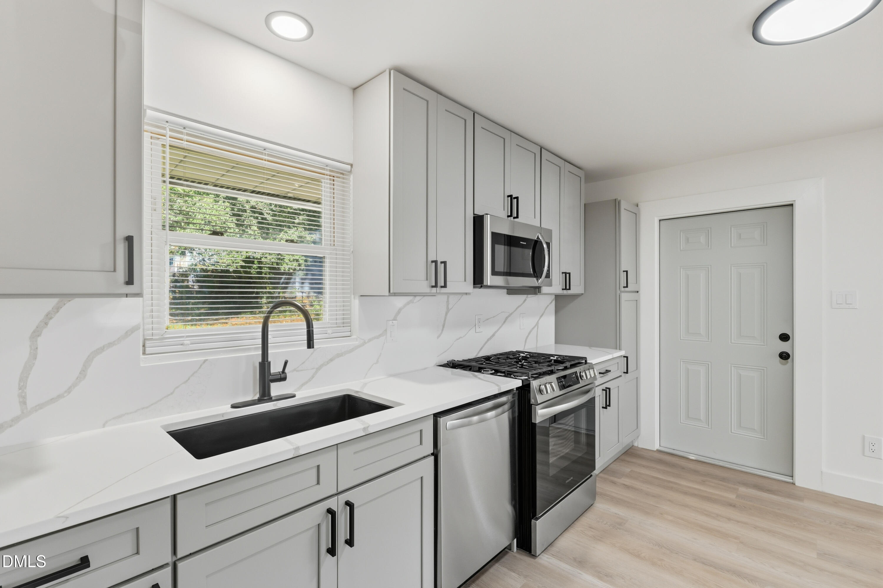 413 Solar Drive Raleigh, NC 27610 - Photo 3 of 31 CY1A4666