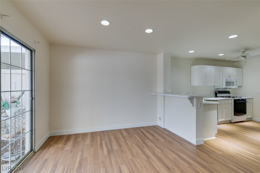 8017 Simone Avenue Las Vegas, NV 89147 - Photo 9 of 21