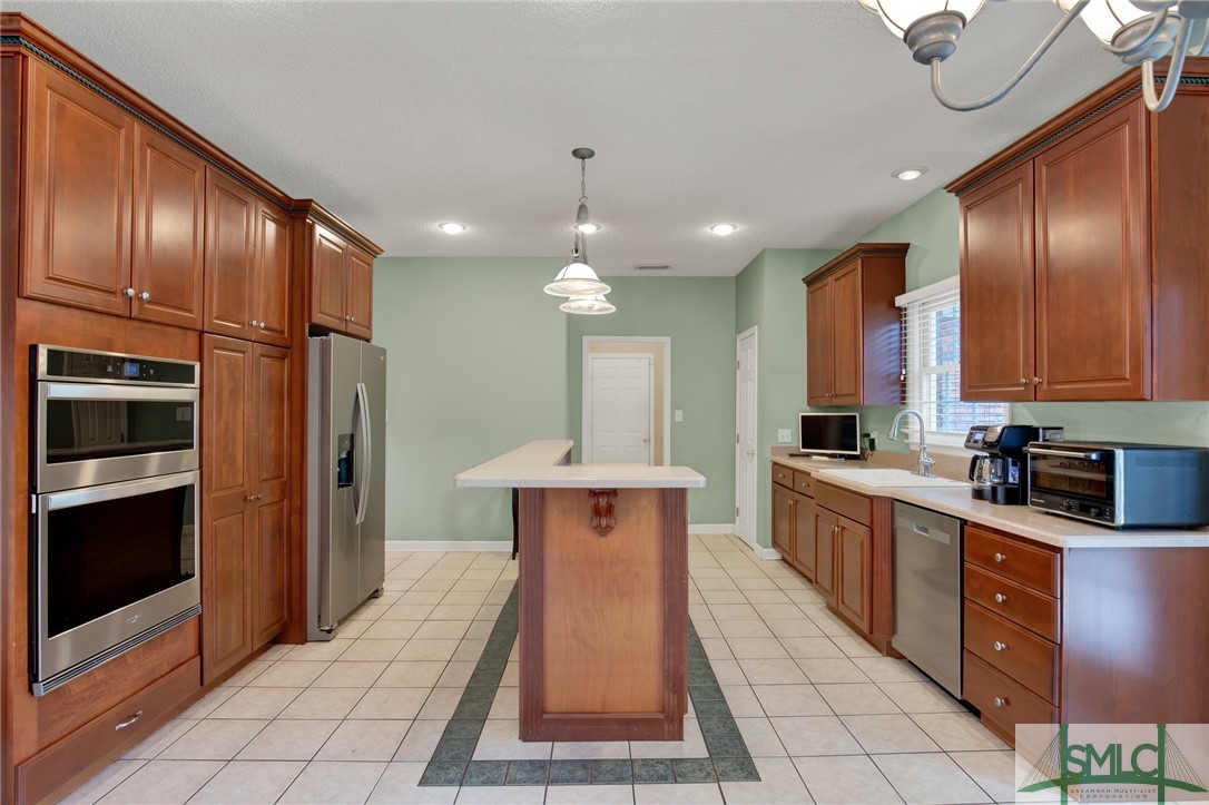 21 Sherborne Road Savannah, GA 31419 - Photo 12 of 38