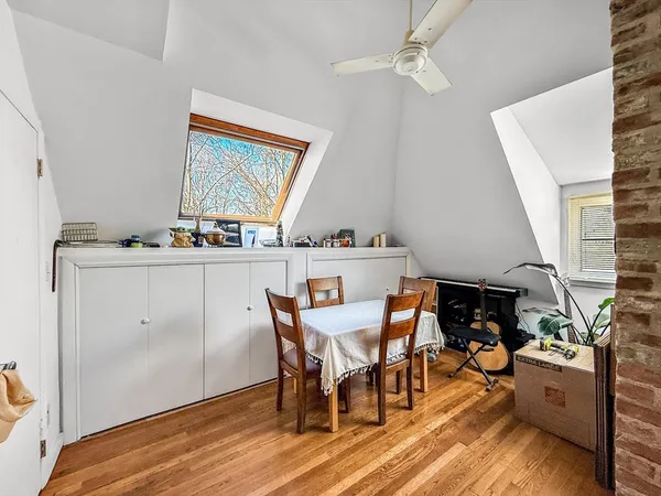 $2,200 | 83 Pleasant Street, Unit 7, Marblehead, MA 01945