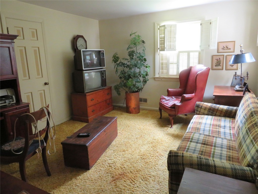 14 Edgecomb Road Binghamton, NY 13905 - Photo 18 of 34 Gallery Image 18