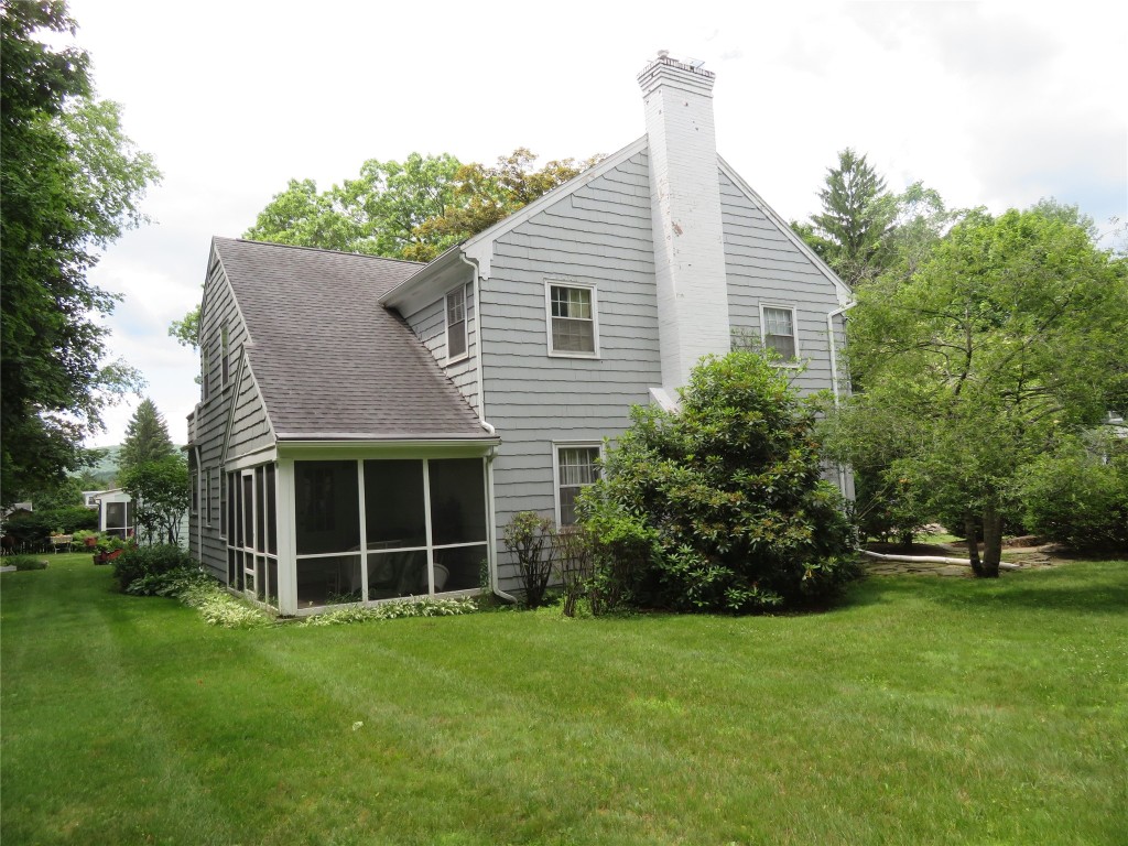 14 Edgecomb Road Binghamton, NY 13905 - Photo 28 of 34 Gallery Image 28
