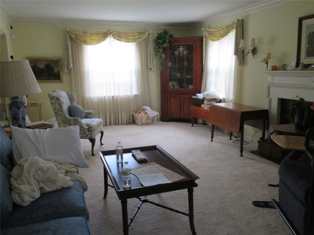 14 Edgecomb Road Binghamton, NY 13905 - Photo 5 of 34 Gallery Image 5