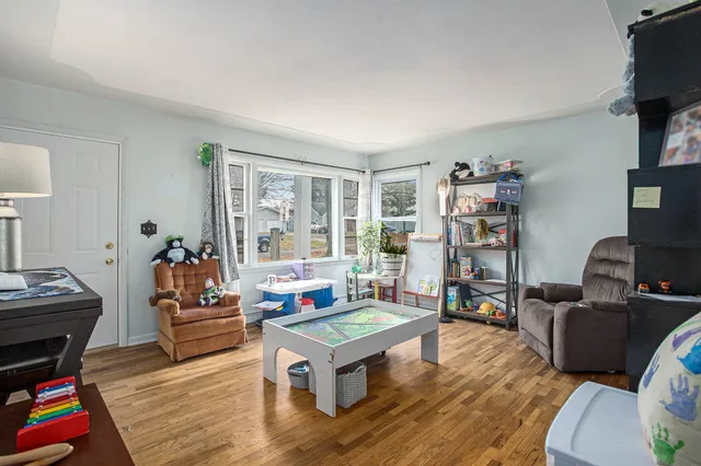 $259,000 | 617 North Gordon Street, Marshall, MI 49068