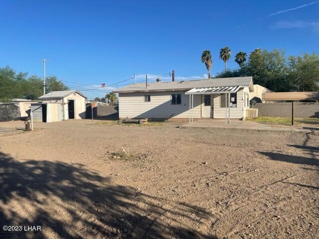 27837 Stone Avenue Bouse, AZ 85325 - Photo 3 of 16 IMG_6712