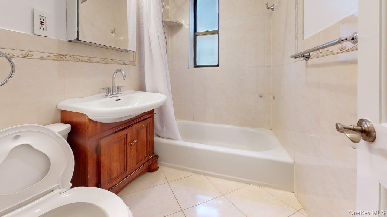 105-15 66th Road, Unit 2F Queens, NY 11375 - Photo 19 of 22