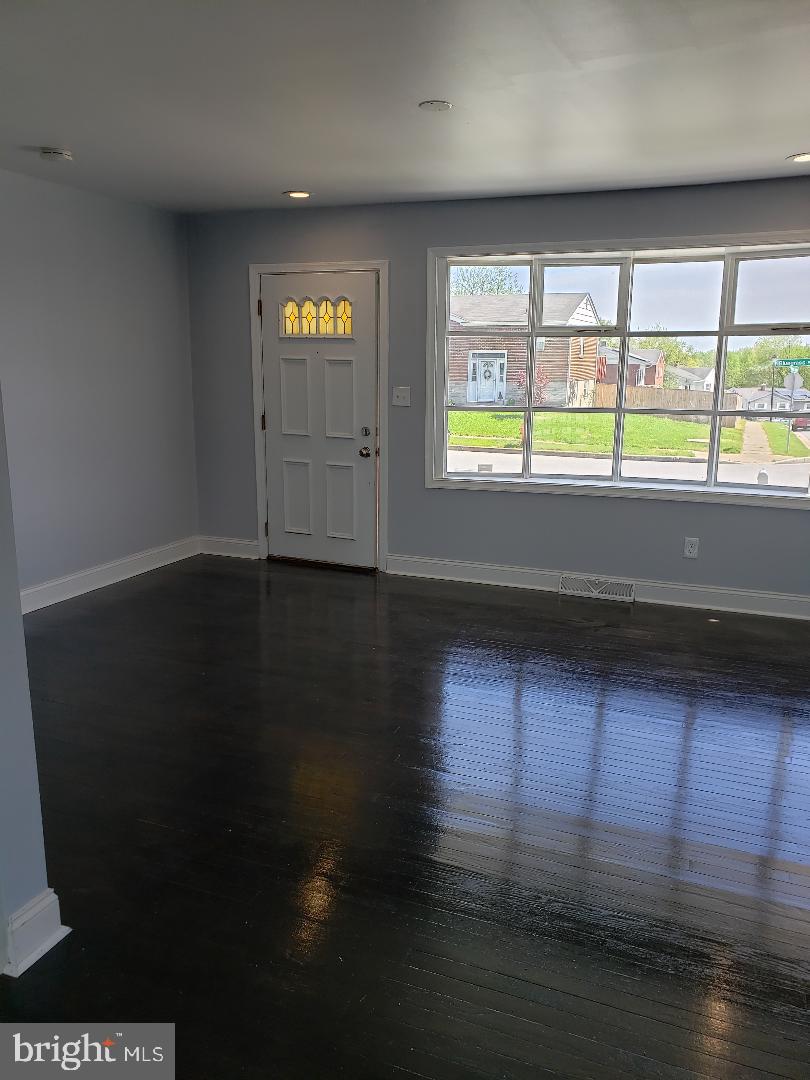 7716 Blue Grass Road Baltimore, MD 21237 - Photo 7 of 34