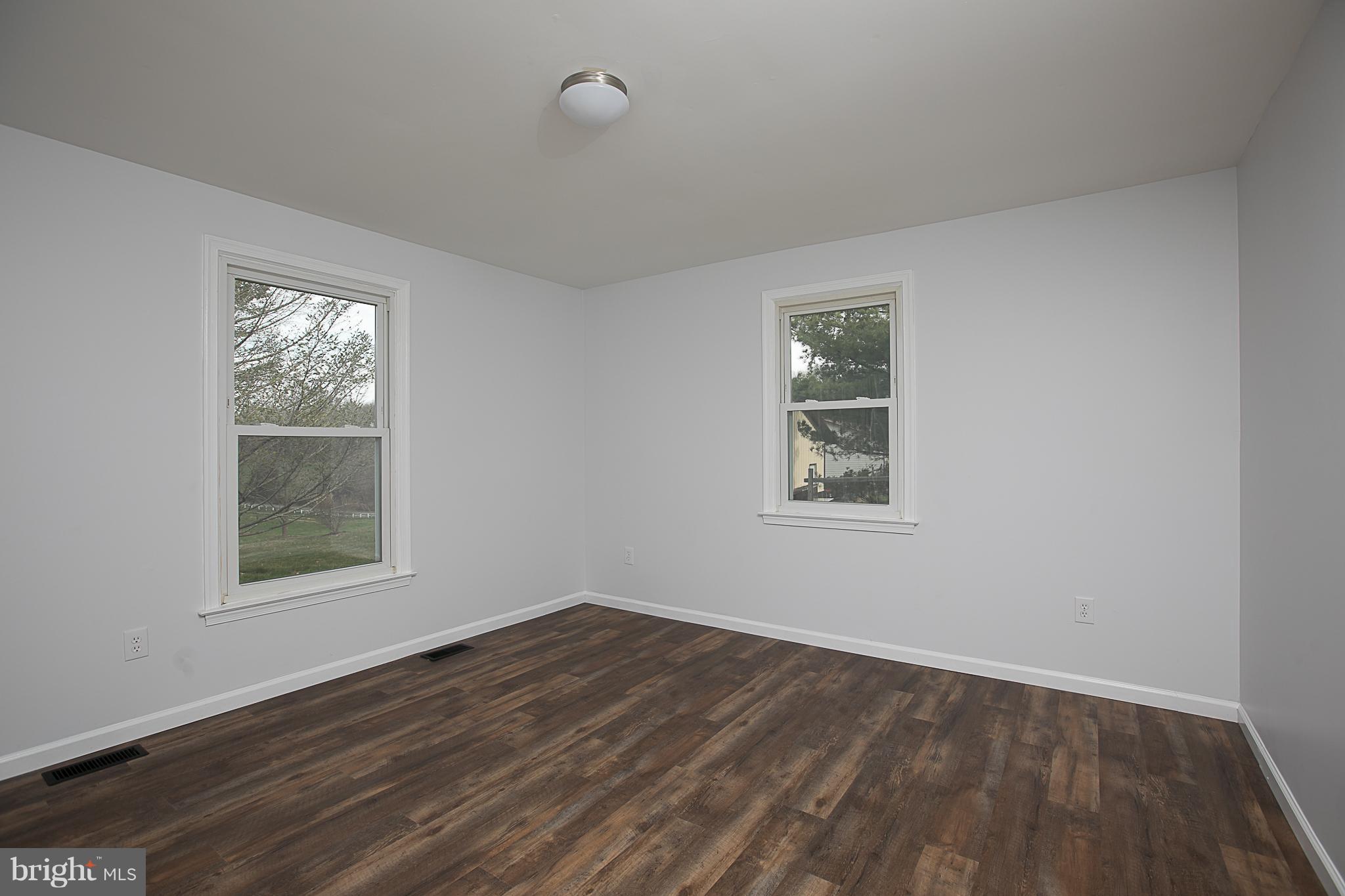 7603 Woodville Road Mount Airy, MD 21771 - Photo 17 of 30 Bedroom