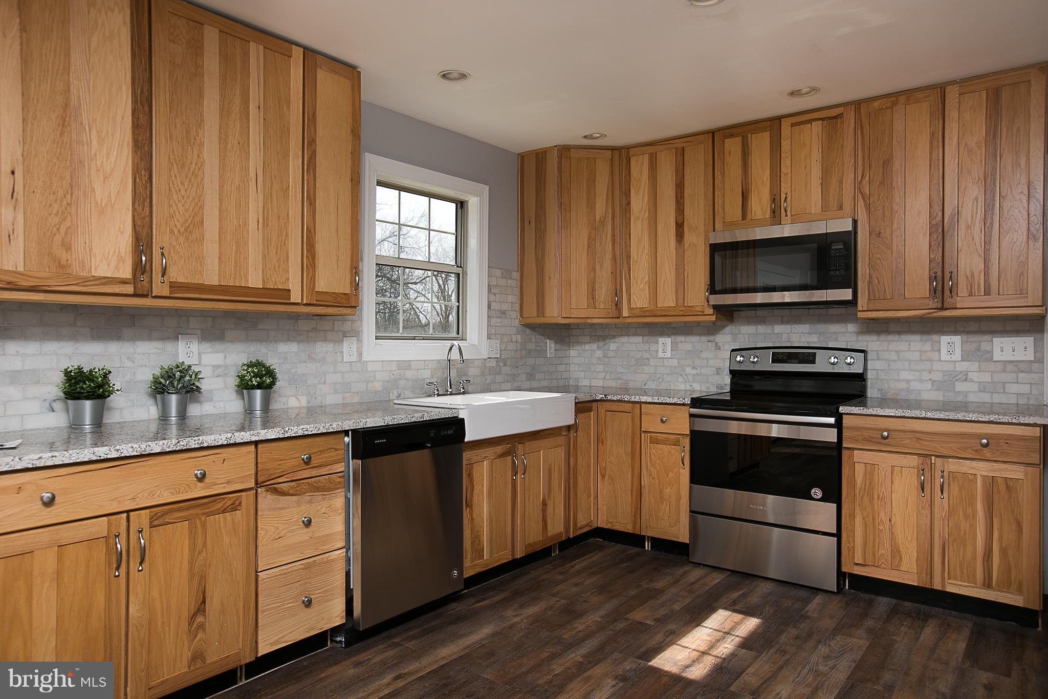 7603 Woodville Road Mount Airy, MD 21771 - Photo 9 of 30 Kitchen