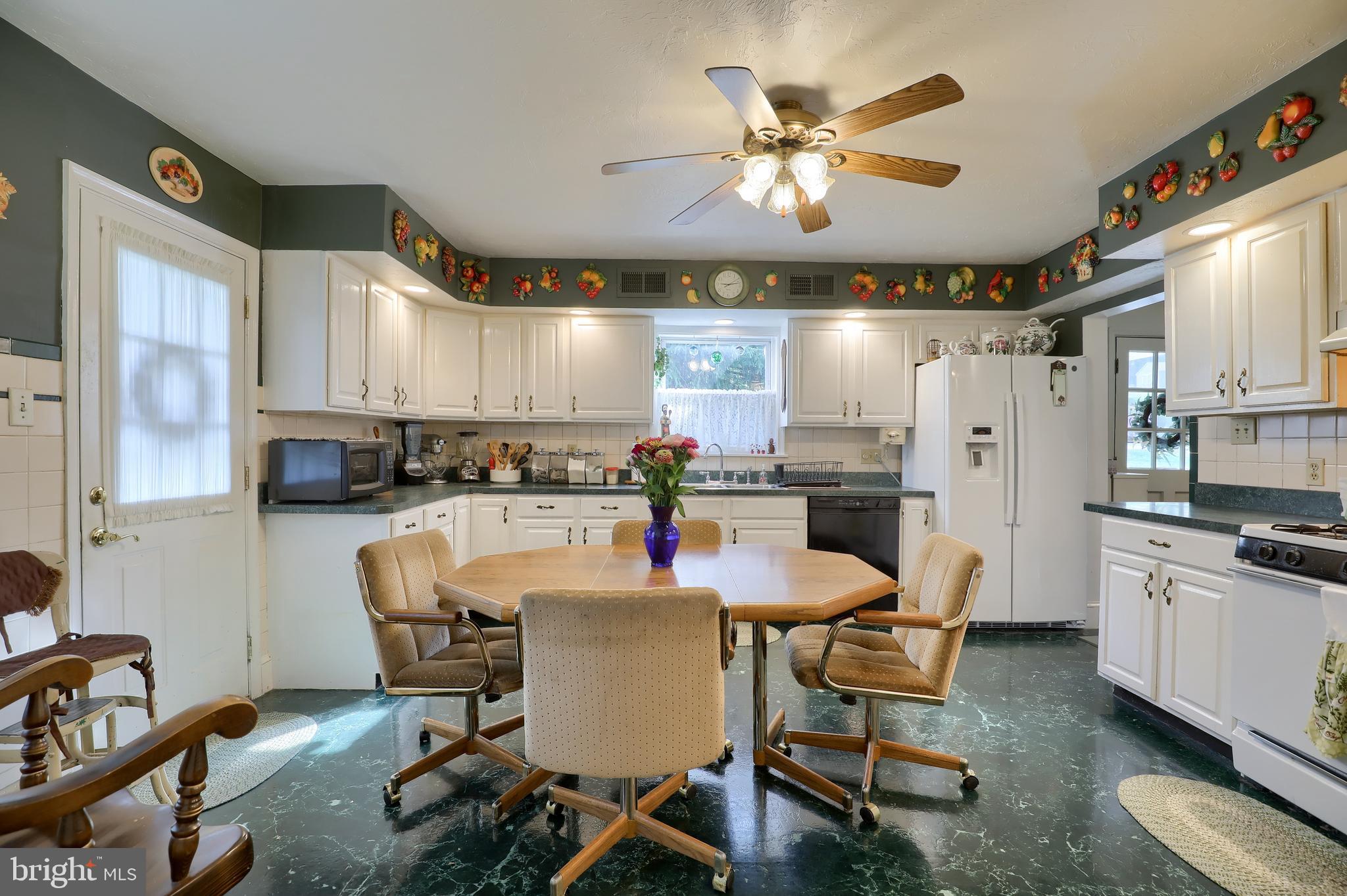 1751 Powder Mill Road York, PA 17403 - Photo 12 of 46 Gallery Image 12