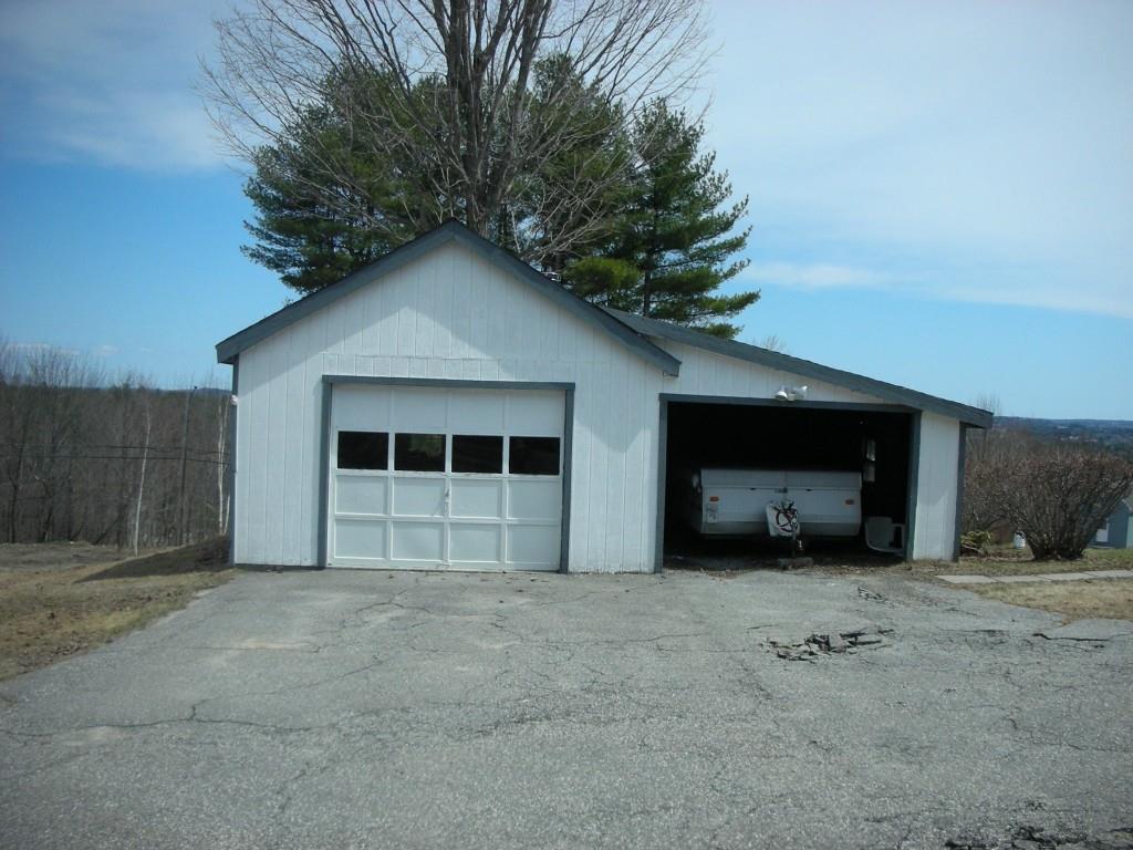 12 Wing Hill Road Manchester, ME 04351 - Photo 5 of 14 Photo