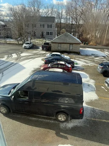 $2,400 | 360 School Street, Unit 2, Webster, MA 01570