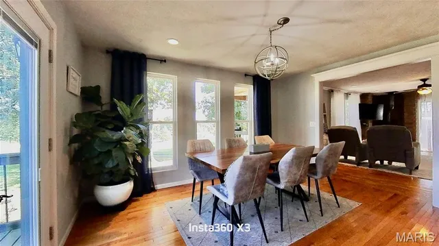 $329,900 | 4707 Private Road 5127, Willow Springs, MO 65793