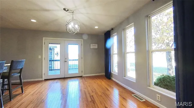 $329,900 | 4707 Private Road 5127, Willow Springs, MO 65793