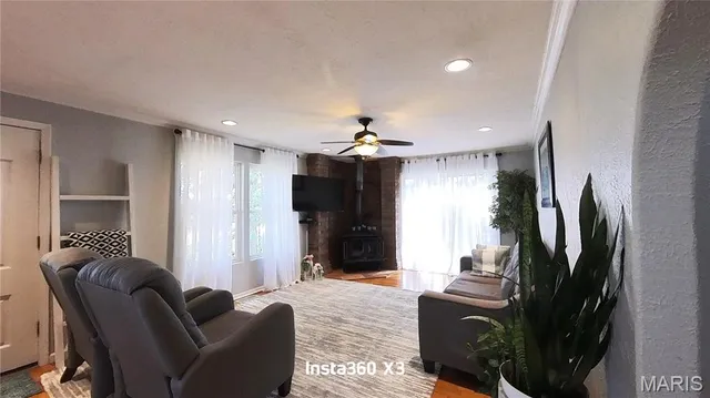 $329,900 | 4707 Private Road 5127, Willow Springs, MO 65793