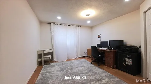 $329,900 | 4707 Private Road 5127, Willow Springs, MO 65793