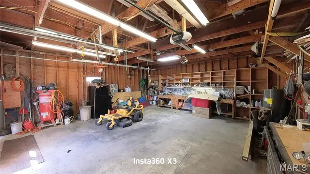 $329,900 | 4707 Private Road 5127, Willow Springs, MO 65793