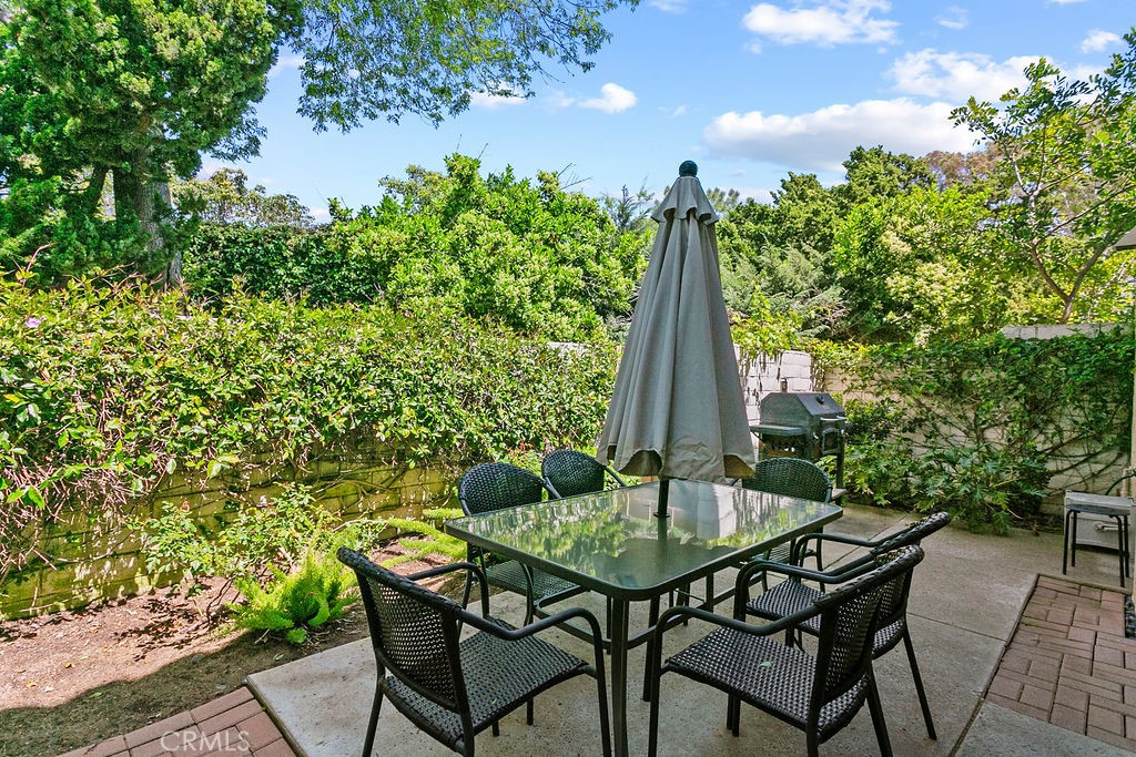 26 Tahoe Irvine, CA 92612 - Photo 5 of 40 a view of a outdoor seating area