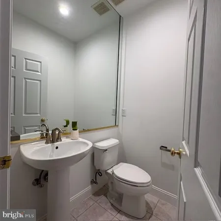 $6,800 | 15 Dover Place, Southampton, PA 18966