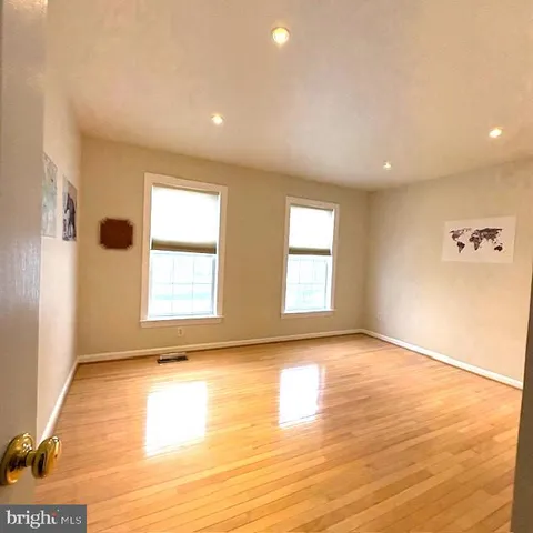 $7,200 | 15 Dover Place, Southampton, PA 18966