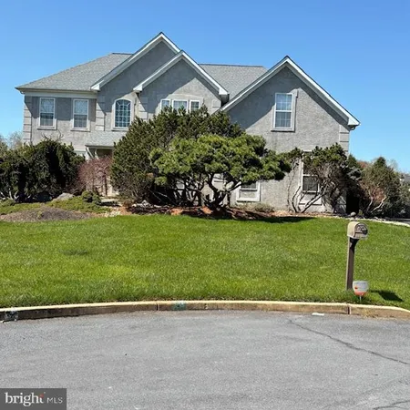 $6,600 | 15 Dover Place, Southampton, PA 18966